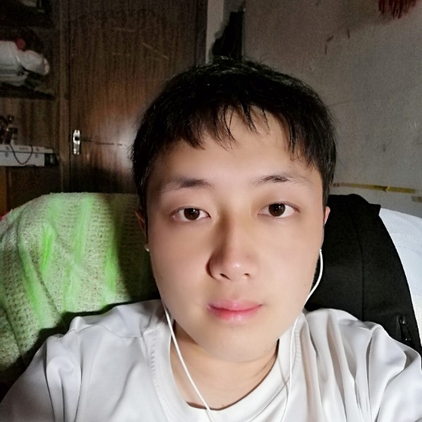 路鸣飞人的照片