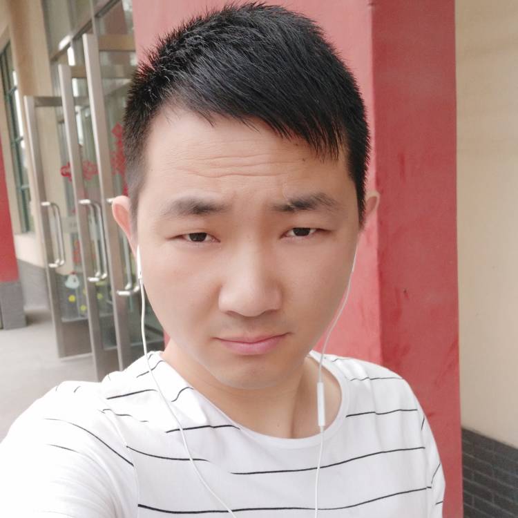 李仲鑫的照片