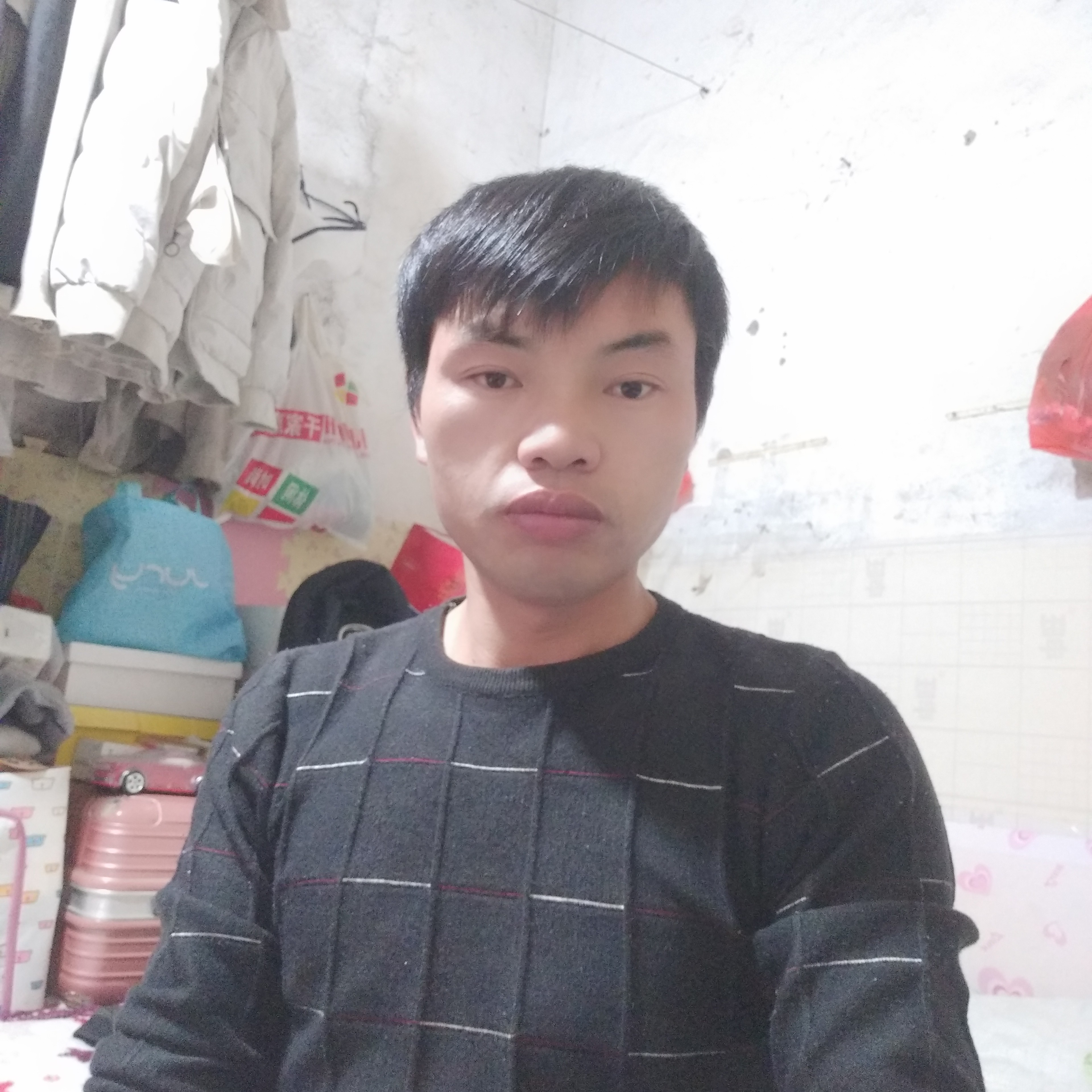 疯狂挽手万宝路的照片