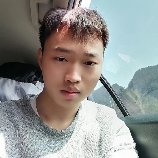 单身等于香水的照片