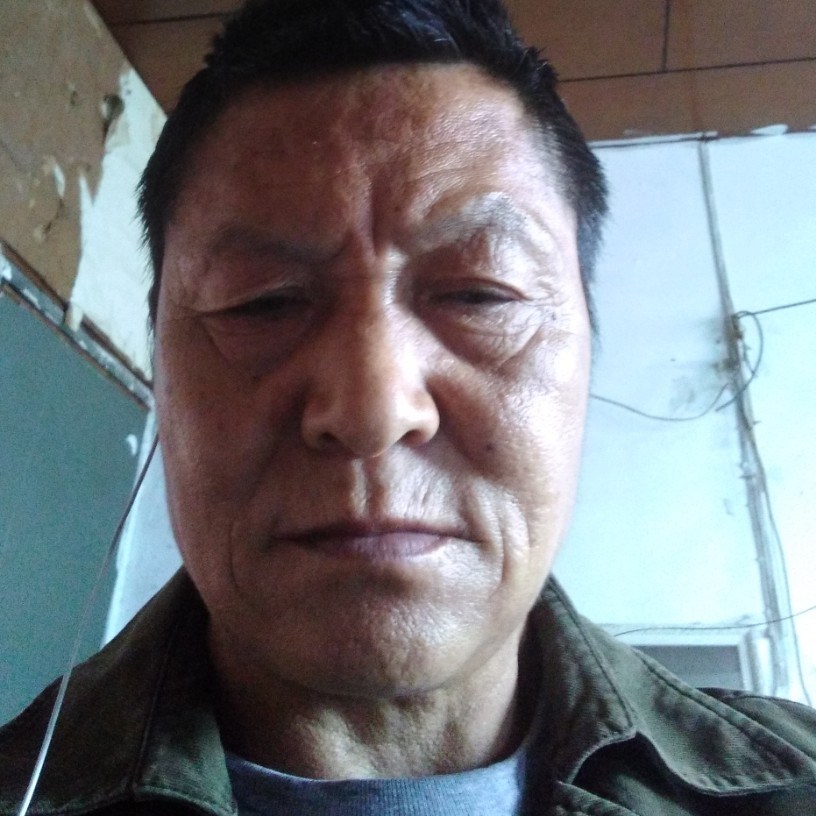 文艺方霓裳的照片