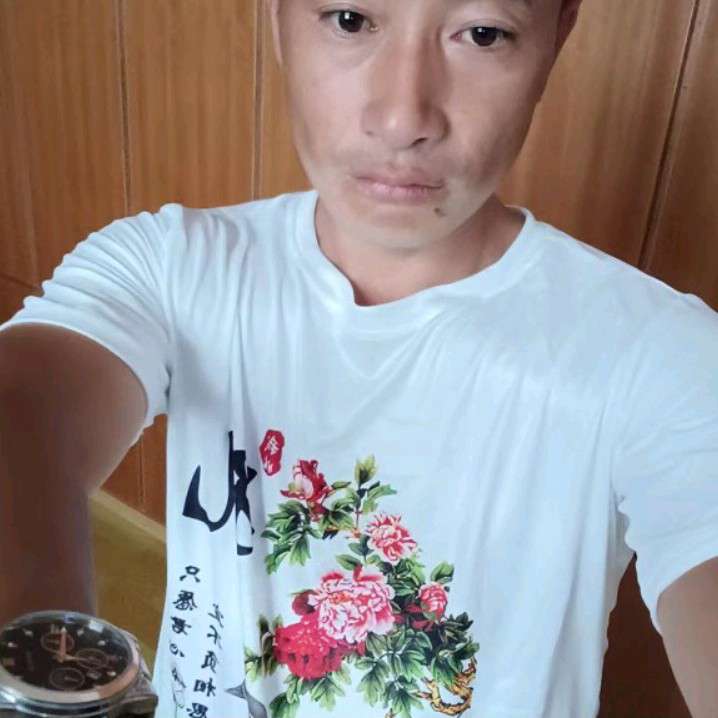 流影扯醉熏的照片
