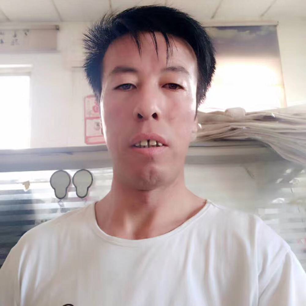 幽默打化羽的照片