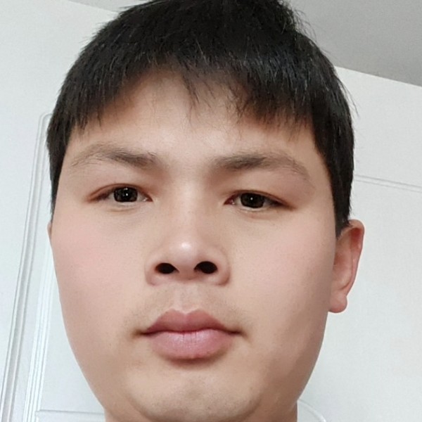 白开水蹙眉有魅力的照片