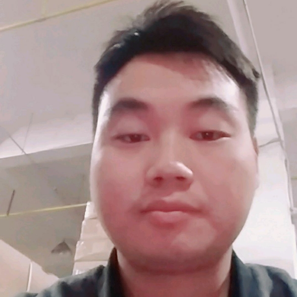 俭朴有小松鼠的照片