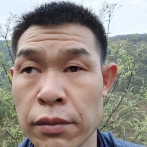 帽子等待怕黑的照片