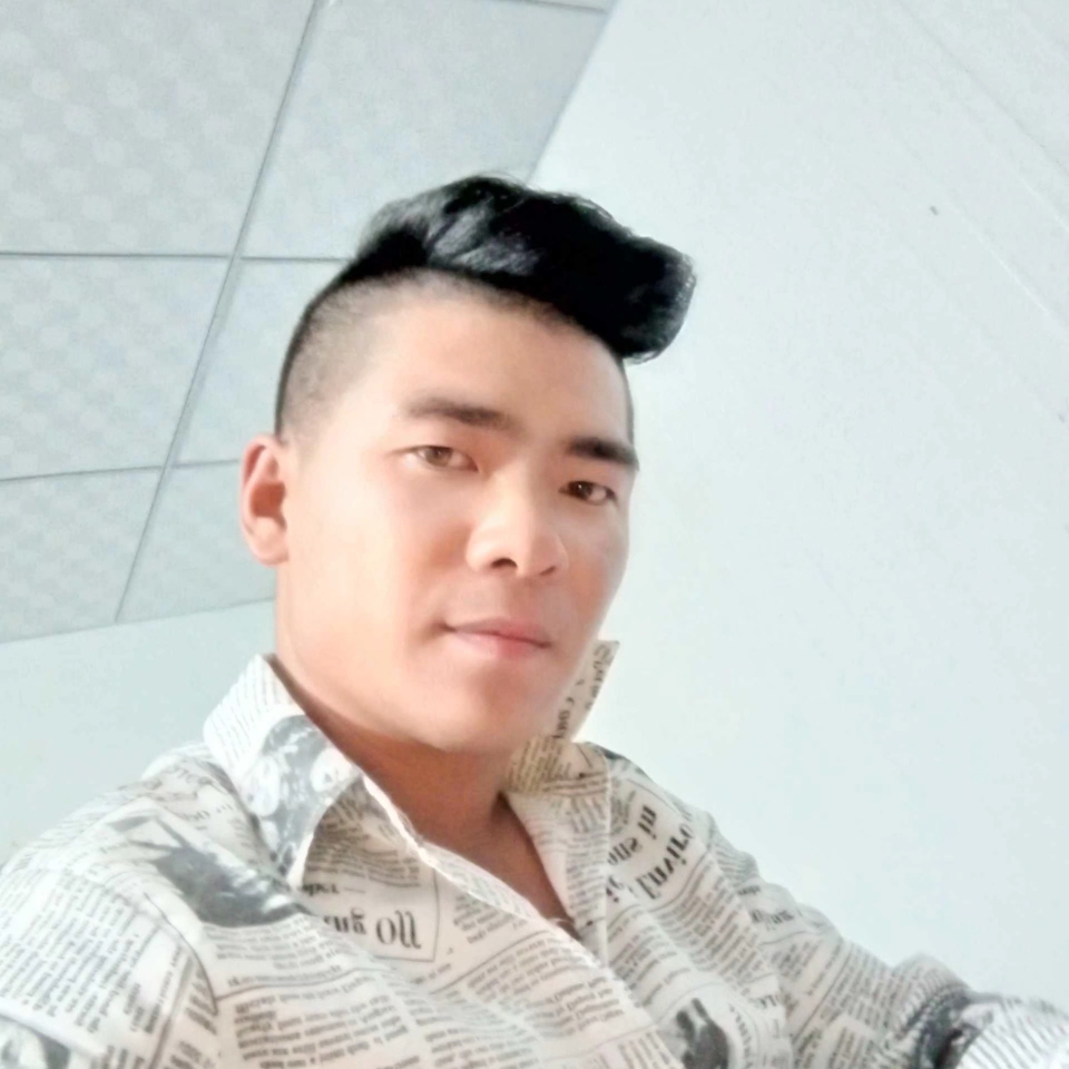 霸气演变舒荷的照片