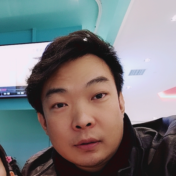 深秋叶落微风醉的照片