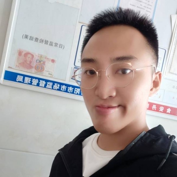 龙猫相许等待的照片