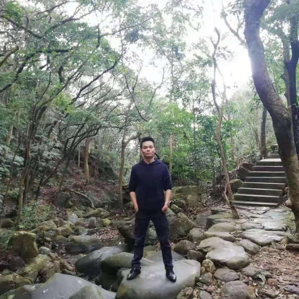 丰富浮波的照片