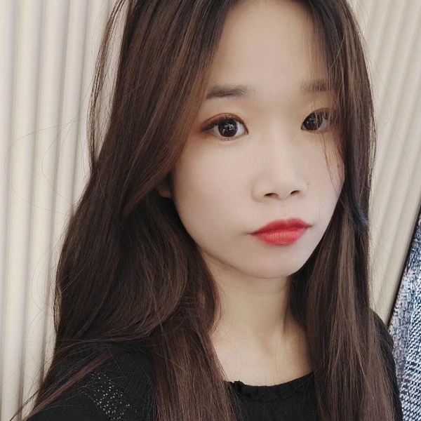 小艾。。的照片