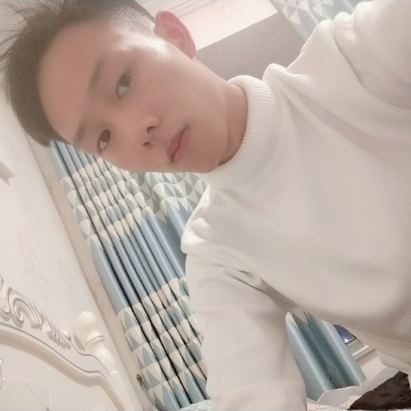 小年轻，的照片