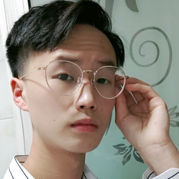 墨年哥哥的照片