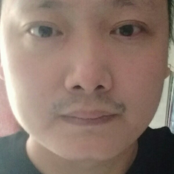 高贵苦恋小蘑菇的照片