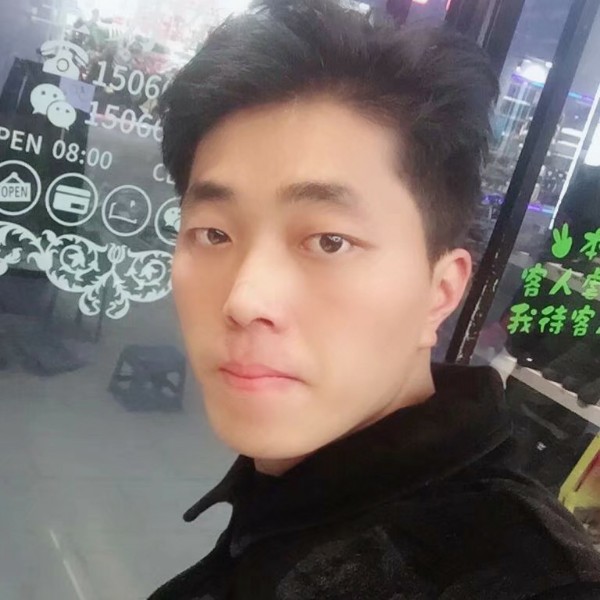安详野狼的照片
