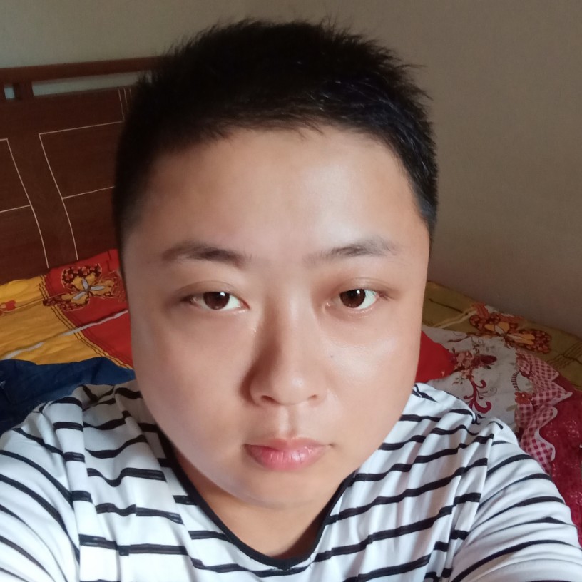 西装孝顺的照片