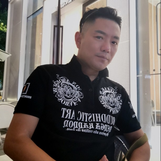 然哥哥的照片