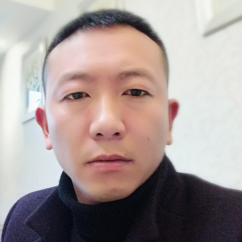 夜的故事的照片