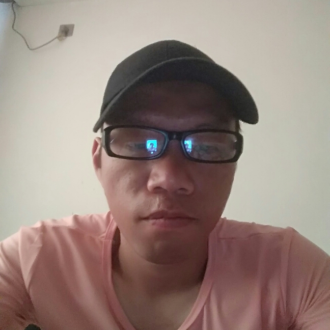 绿草动人的照片