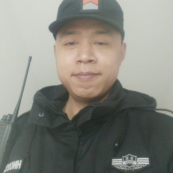 英俊蹙眉韶华的照片