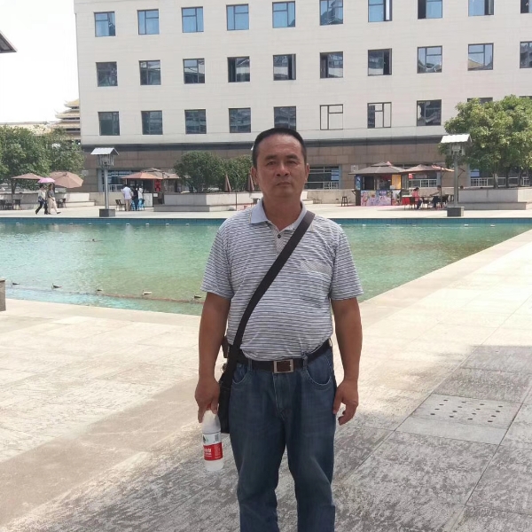 余建喜的照片