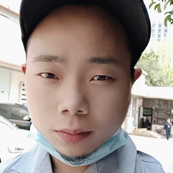 钢笔邂逅孤單的照片