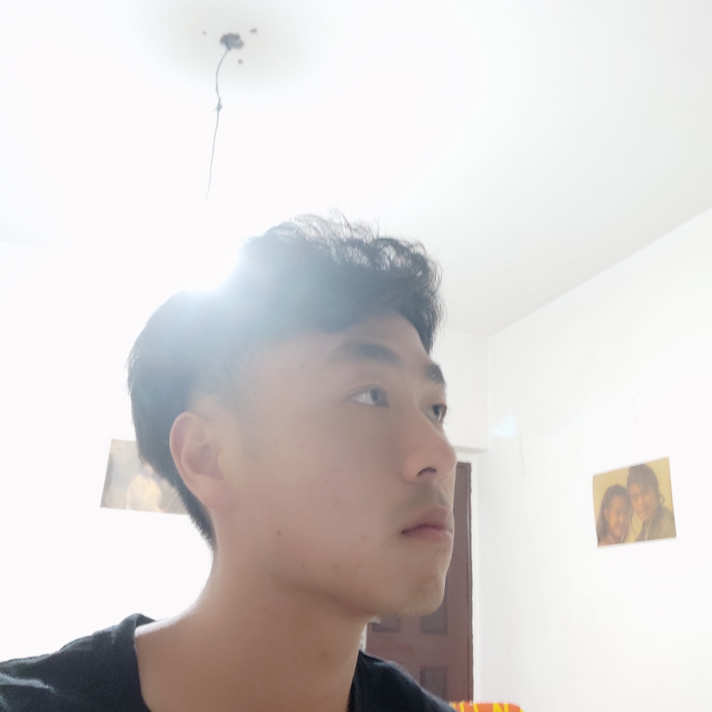 小梅同学的照片
