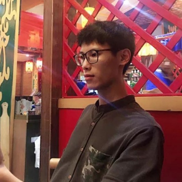 姚姚领先的照片