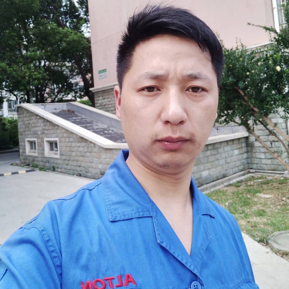 舒荷那哭泣的照片