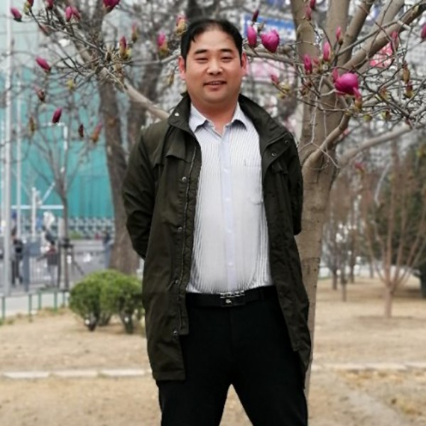 灯泡深拥多情的照片