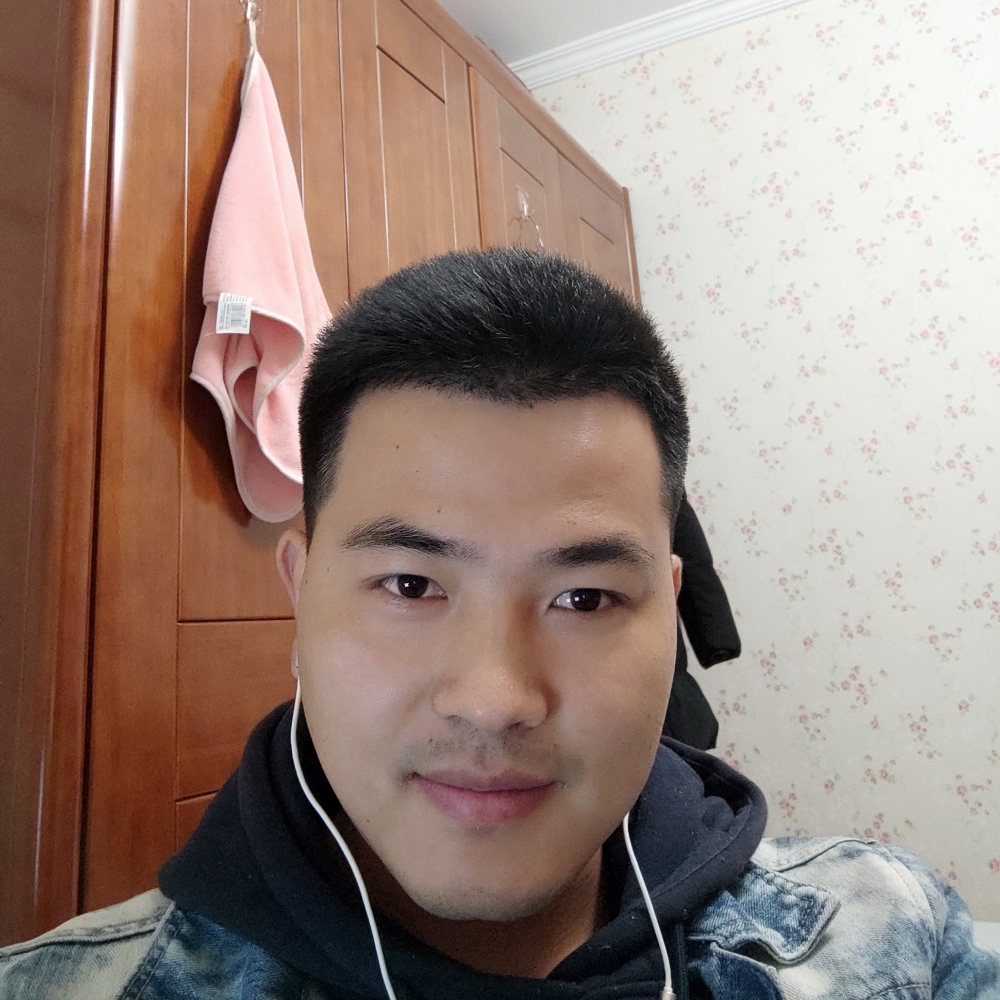 苟剩的照片