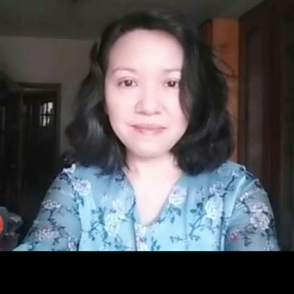 迷人衬衫的照片