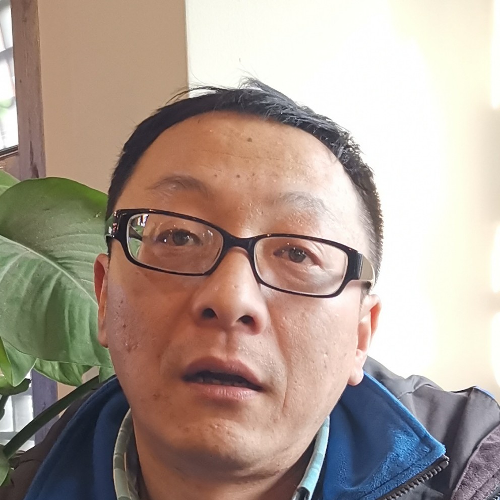 深情有黑米的照片