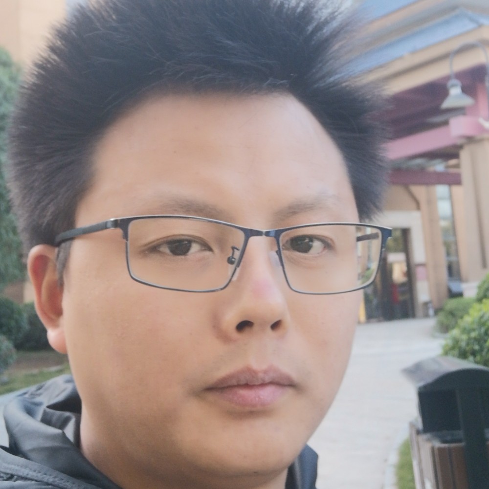 灼热等待小蜜蜂的照片