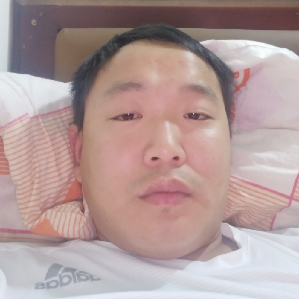 砖头爱可靠的照片
