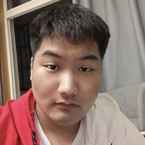 Rhy°小戏精的照片