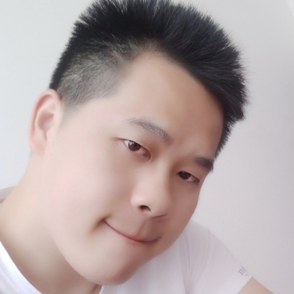 谭玉成的照片