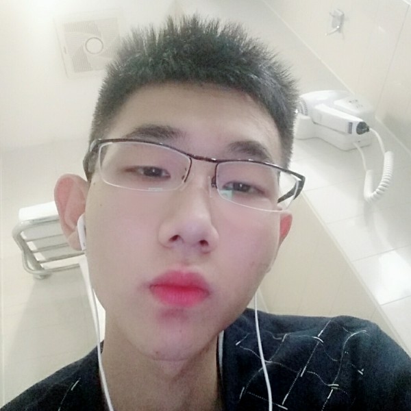 陌白白白的照片
