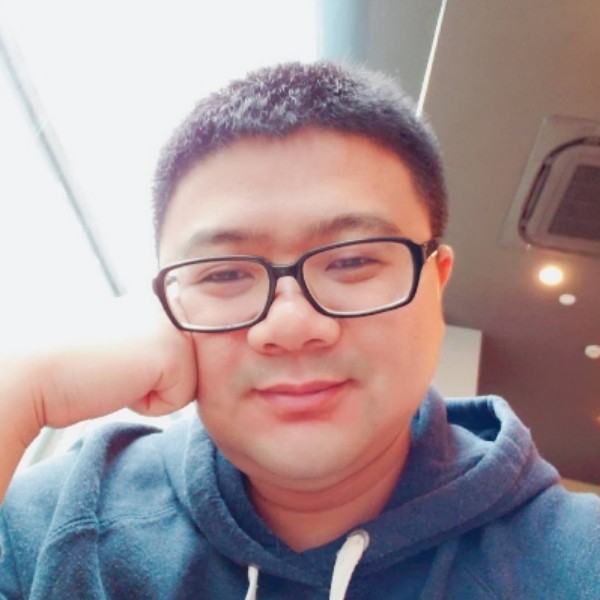 超人变身前的照片