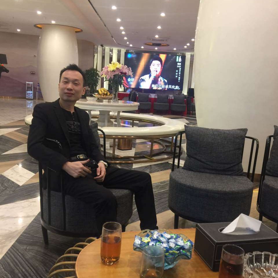 骑虎钓鱼的照片
