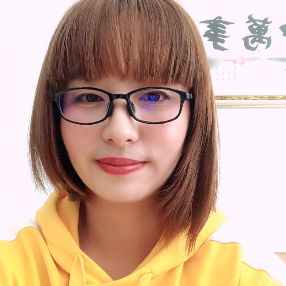 灵曦月的照片