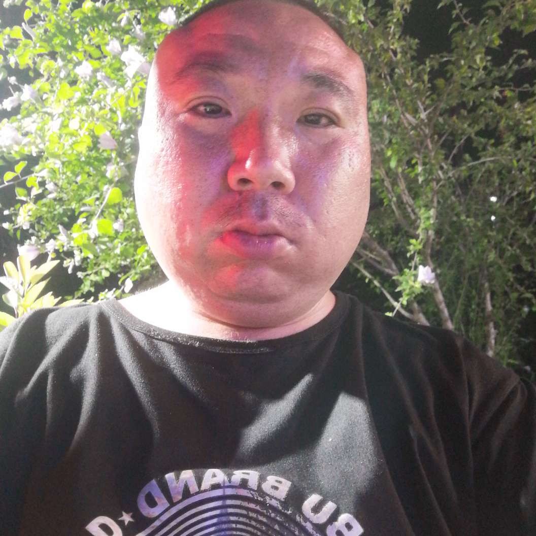 窦亚龙的照片