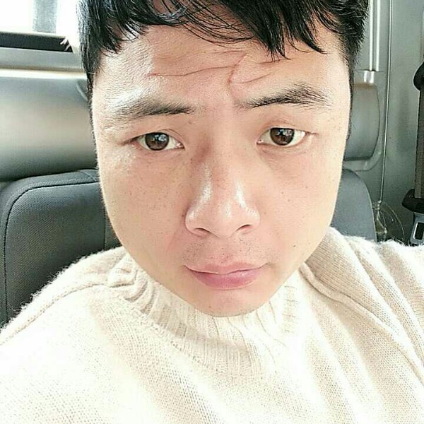 一个单身的父亲的照片