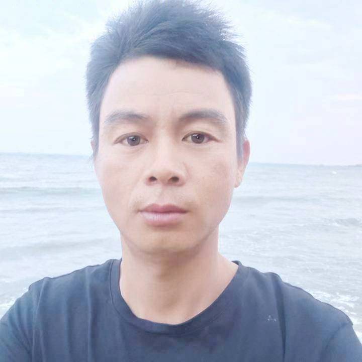 整齐台灯的照片