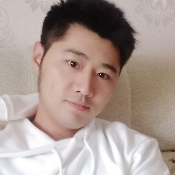 无私回眸蜜蜂的照片