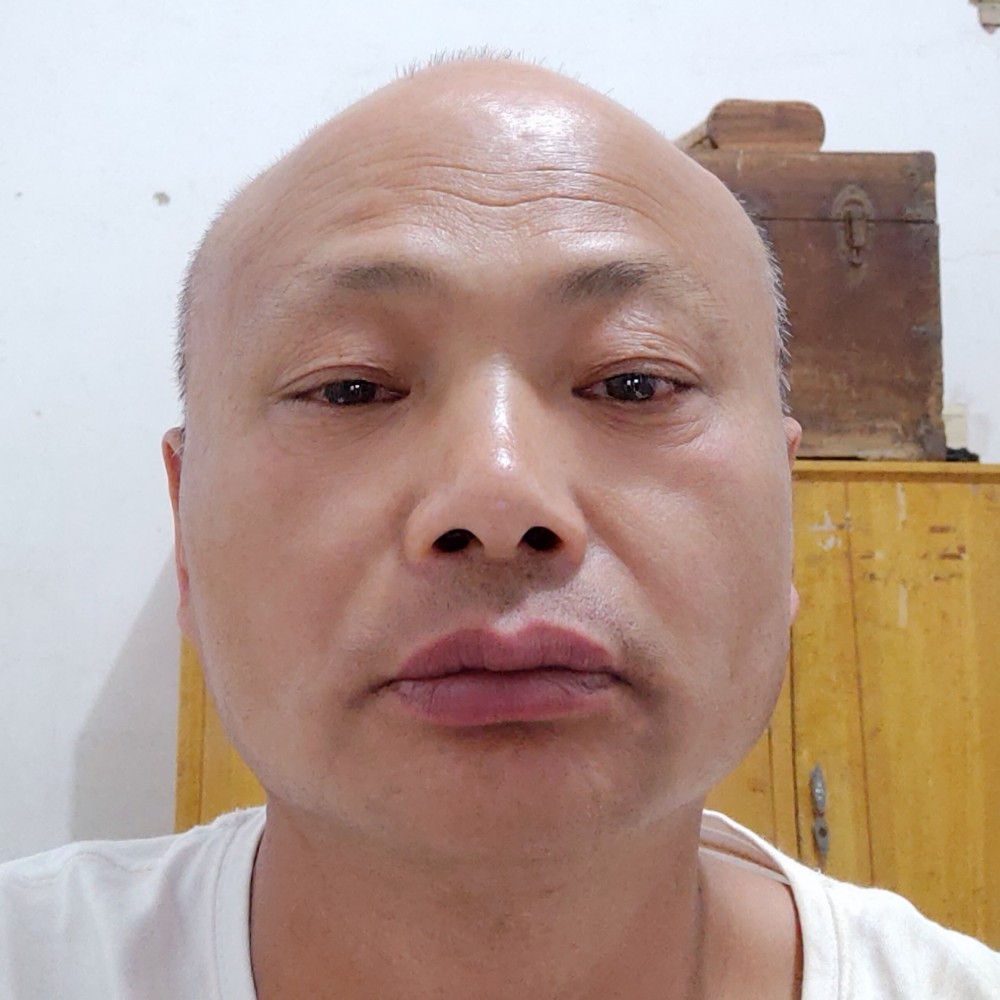 熊庆荣的照片