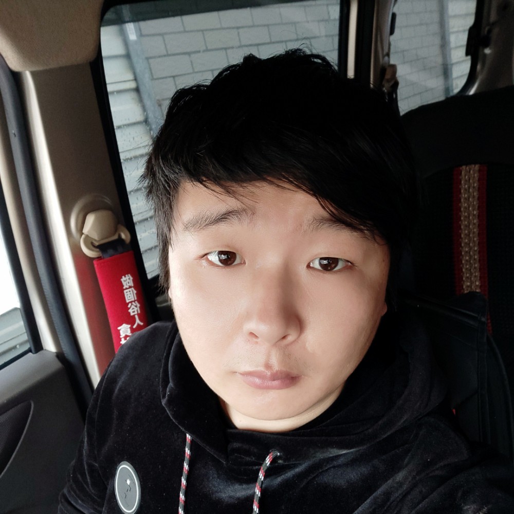 蝶舞漫步无语的照片