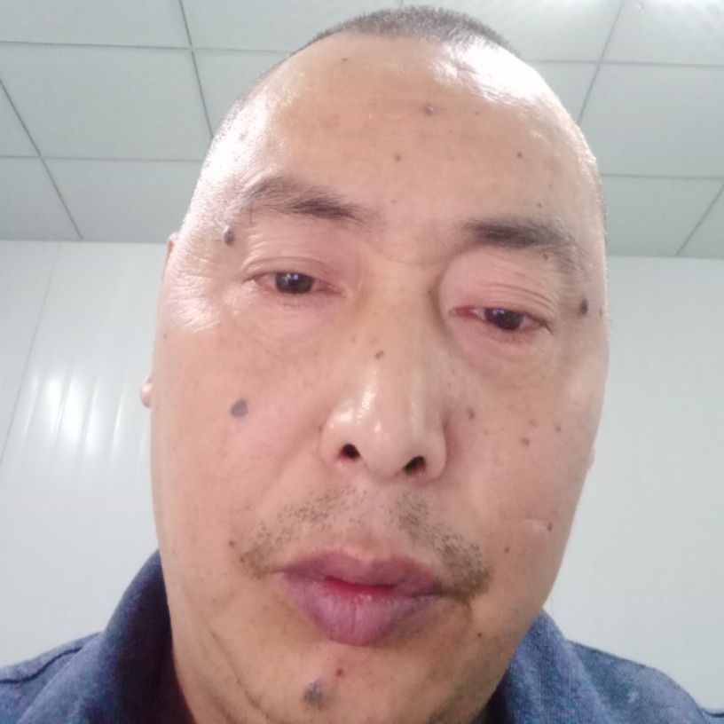 怕孤独凝眸冷月的照片