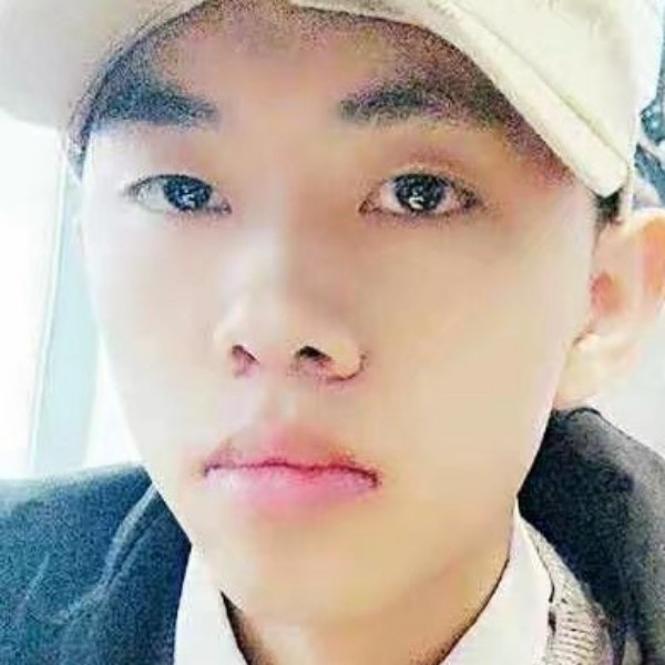 彼岸忧伤。的照片