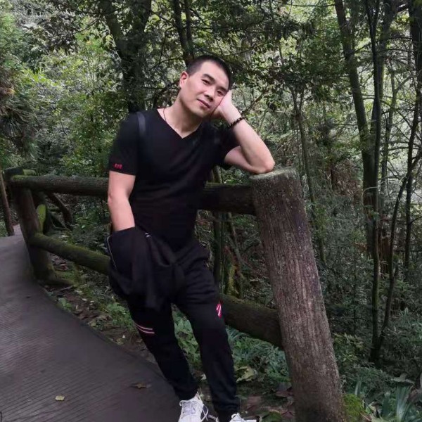 英之缘的照片